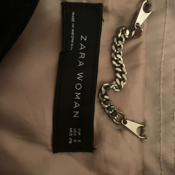 Elegant beige Zara Trench Coat - Picture 6 of 6